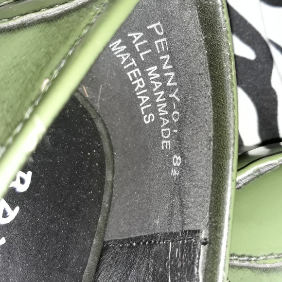 Bamboo Loafers - Picture 4 of 6